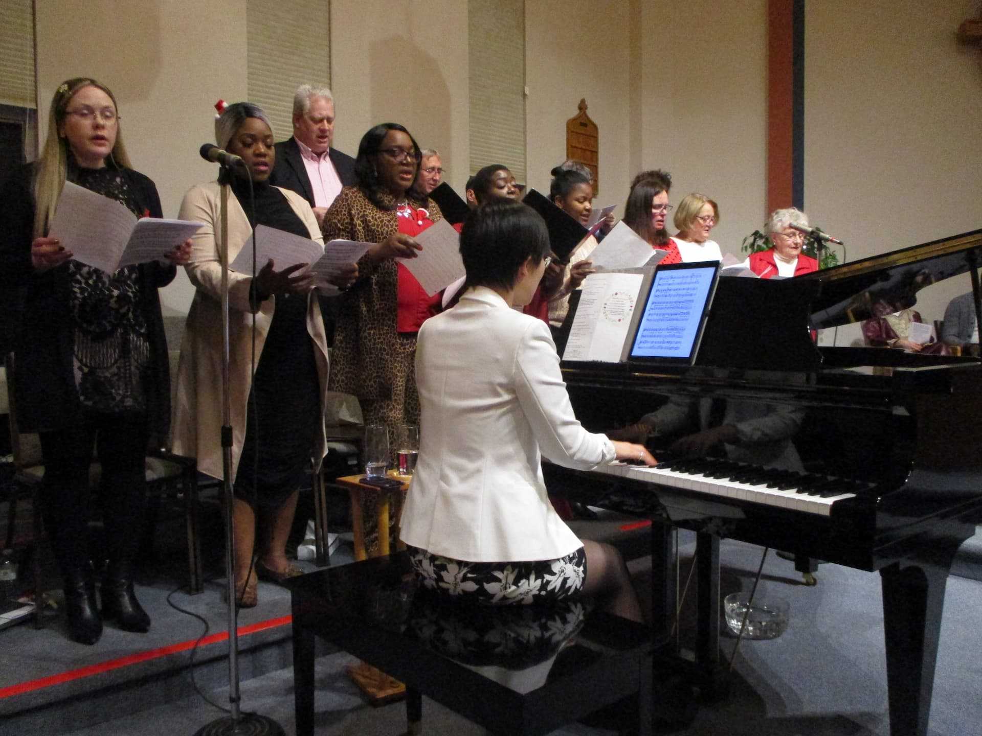 The Gloucester church choir.